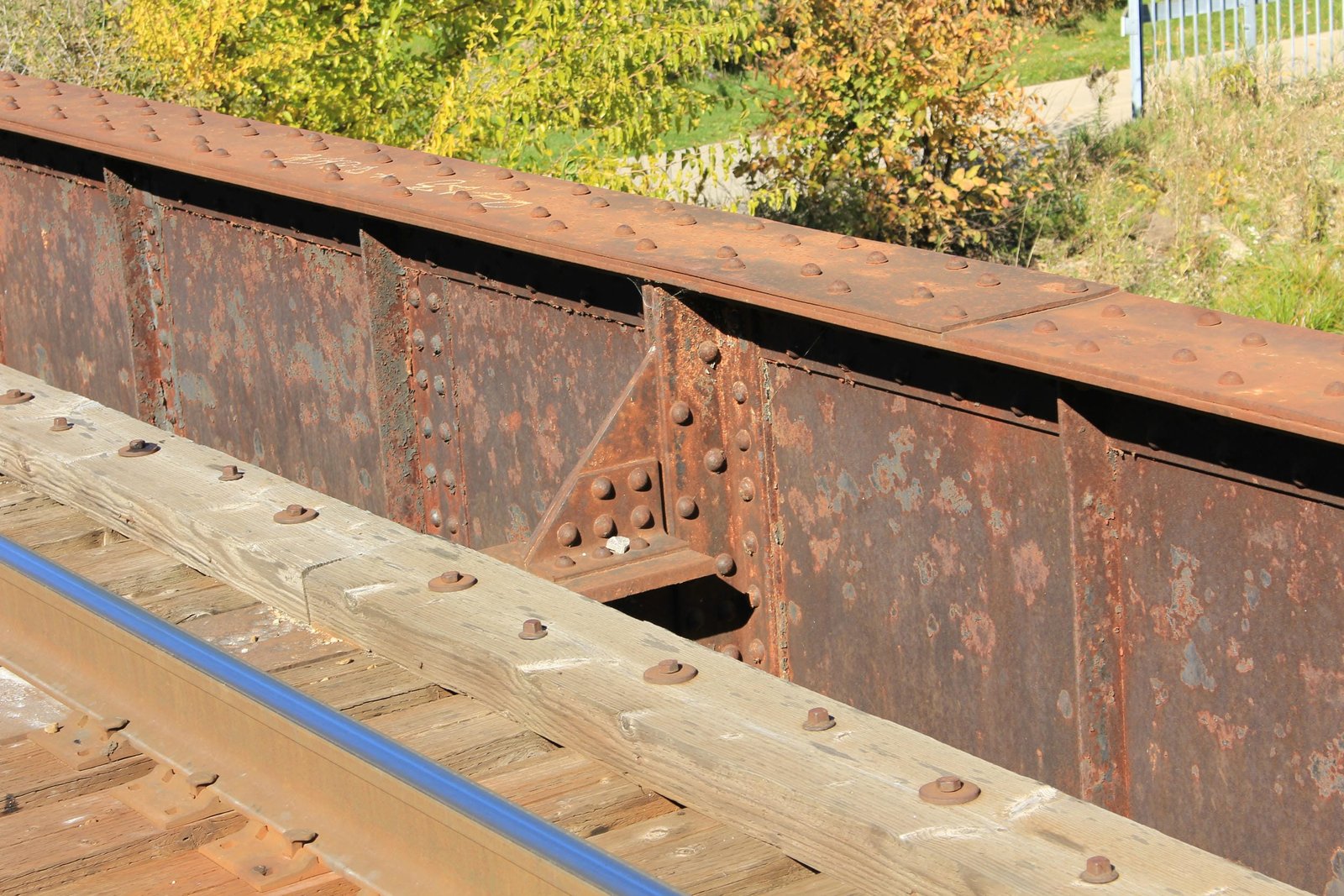 Girder detail